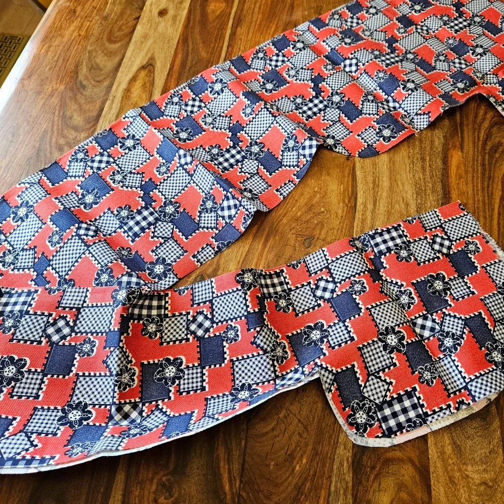Vtg 19870s Red White‎ Blue Patchwork Floral Gingham Cotton Fabric Remnant Scrap